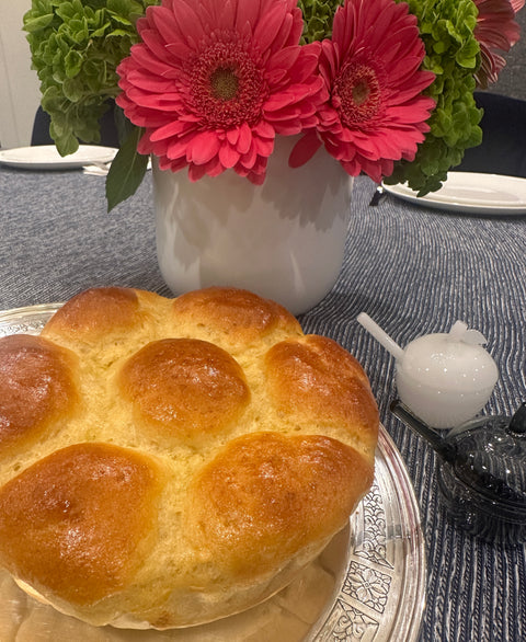 Moist Round Challah